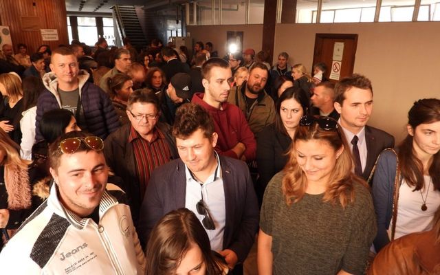 Szerződésaláírás a 6. pályázati körben meghirdetett – Falusi házak vásárlását célzó vissza nem térítendő támogatás kapcsán (képek)