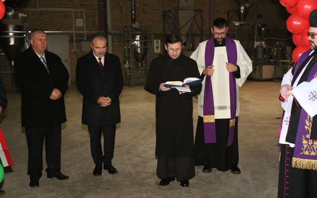 Malomipari beruházás ünnepélyes átadása Valkaisoron – Kontakt kft., Adorján (képek)