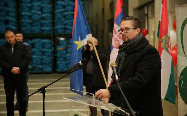 A martonosi Telek Paprika kft. bővített üzemének átadása (képek)