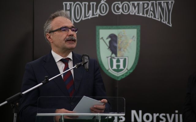 Holló Company Kft. – sertésfarm ünnepélyes átadása (képek)