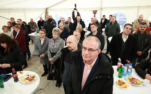 A felsőhegyi precíziós sertéstelep kiemelt jelentőségű, nagy léptékű mezőgazdasági fejlesztés ünnepélyes átadása 
