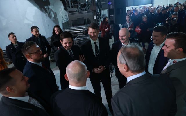 FOP kft. kiemelt jelentőségű közepes gazdasági fejlesztés ünnepélyes átadása 