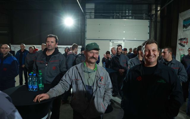 FOP kft. kiemelt jelentőségű közepes gazdasági fejlesztés ünnepélyes átadása 