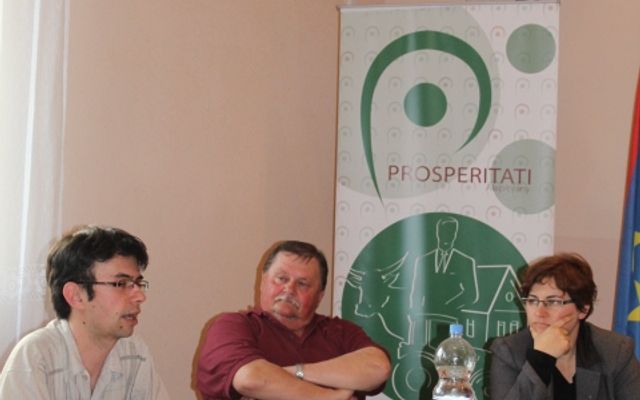 Ismertető a második körös pályázatokról, Gombos (képek)