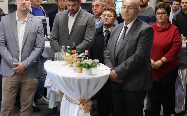 A zentagunarasi Fitochem Kft kiemelt jelentőségű közepes léptékű gazdasági fejlesztés ünnepélyes átadása 