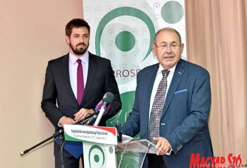 Szerződés-aláírás 10 milliárd forint értékben
