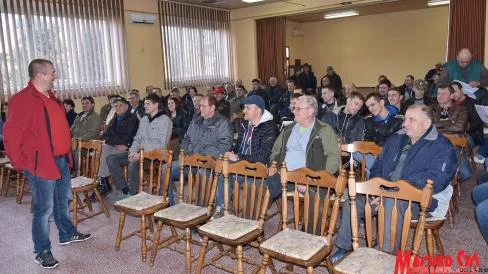 A Prosperitati Alapítvány által támogatott integrátorok a gazdákkal szerződnek – A termelők gépvásárlásra pályázhatnak