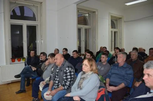 Együttműködő partnereket keresnek