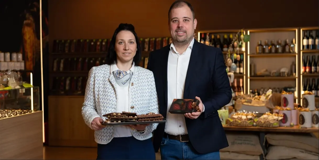 VALÓDI CSOKI, VALÓDI SIKER