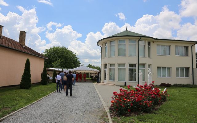 Ünnepélyes oklevélátadás Zentán