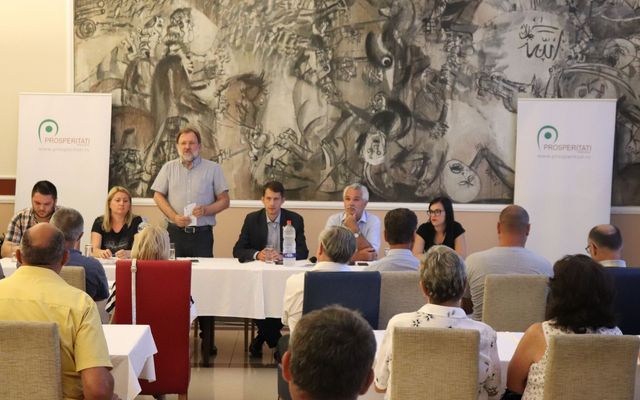 Fókuszban az idegenforgalom – tájékoztató előadás Zentán (képek)