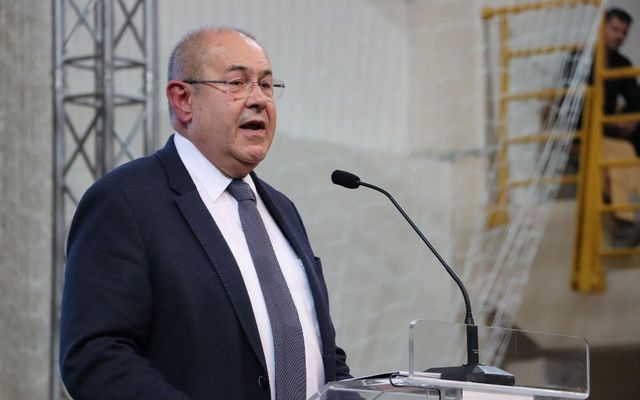 Ünnepélyes szerződésaláírás Zentán (képek)