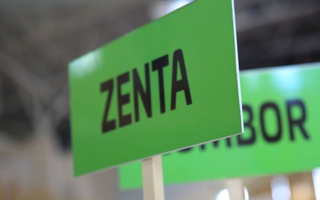 Ünnepélyes szerződésaláírás Zentán (képek)