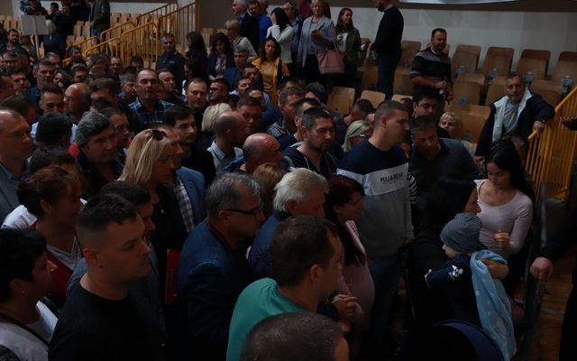 Ünnepélyes szerződésaláírás Zentán (képek)
