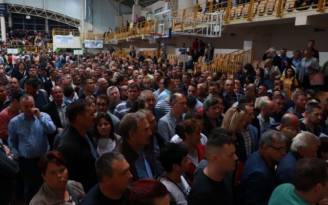 Ünnepélyes szerződésaláírás Zentán (képek)