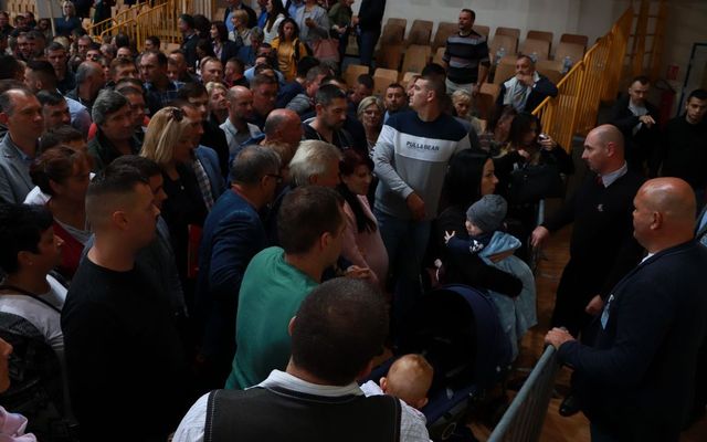 Ünnepélyes szerződésaláírás Zentán (képek)