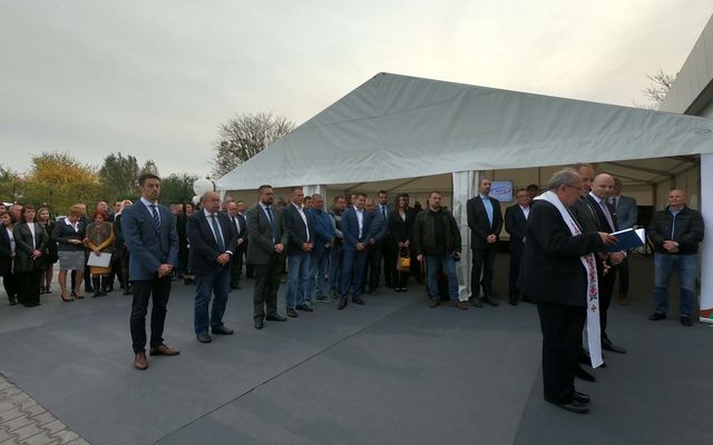 Bata Kft. nagyléptékű gazdasági fejlesztés (képek)