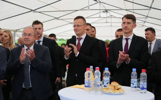 Aretol Kft. nagyléptékű mezőgazdasági fejlesztés ünnepélyes átadása 
