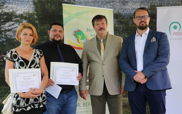Ünnepélyes oklevélátadás Zentán