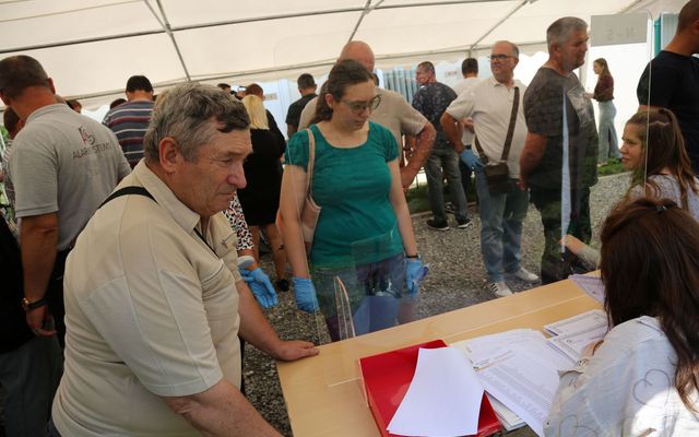 Ünnepélyes oklevélátadás Zentán