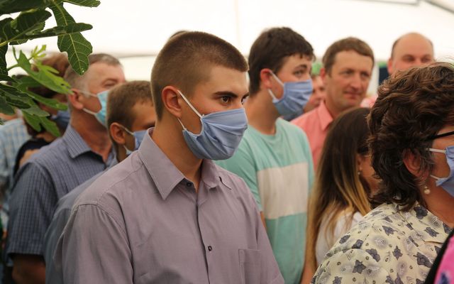 Ünnepélyes oklevélátadás Zentán