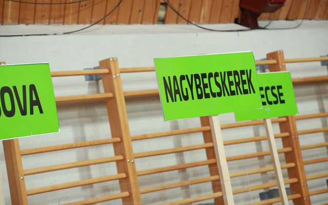 Ünnepélyes szerződésaláírás Bácsfeketehegyen