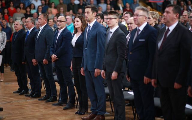 Ünnepélyes szerződésaláírás Zentán (képek)