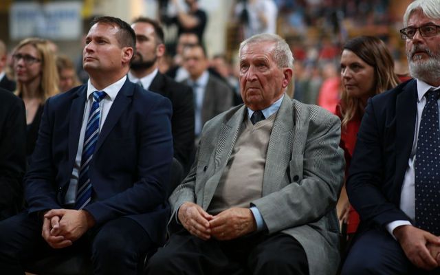 Ünnepélyes szerződésaláírás Zentán (képek)