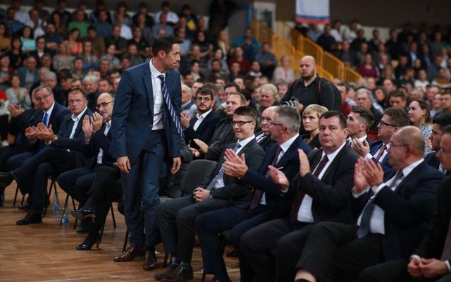Ünnepélyes szerződésaláírás Zentán (képek)