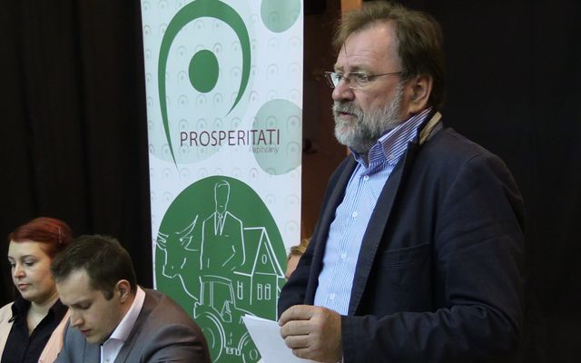 V. pályázati körrel kapcsolatos tájékoztató lakossági fórum Tordán (képek)