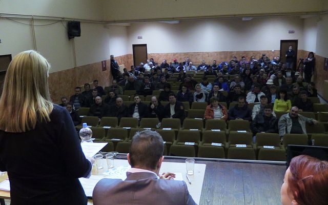 V. pályázati körrel kapcsolatos tájékoztató lakossági fórum Tordán (képek)