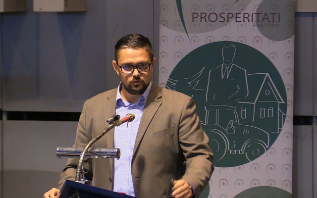 IV. pályázati körrel kapcsolatos tájékoztató lakossági fórum Szabadkán (képek)