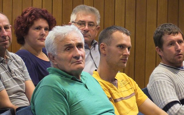 Szerződésaláírás a nyertes pályázókkal (képek)