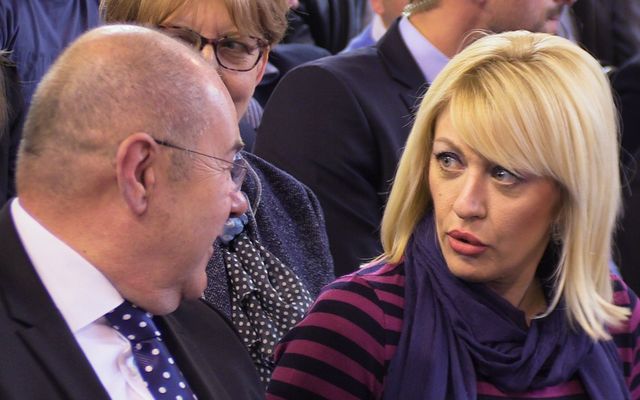 Szerződésaláírás a III. pályázati kör nyerteseivel (képek)
