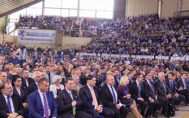 Szerződésaláírás a III. pályázati kör nyerteseivel (képek)