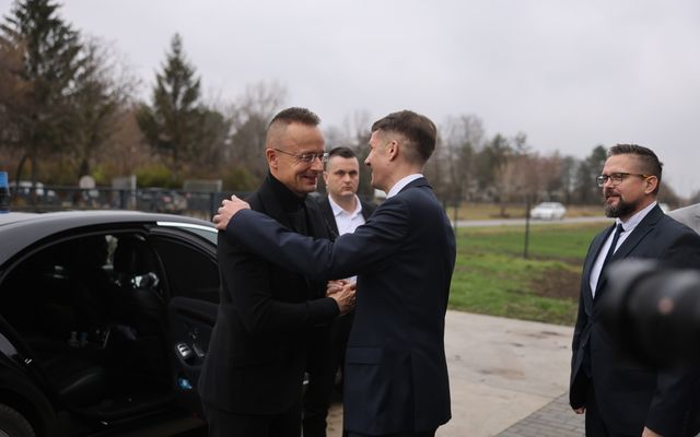 Tosmasine Kft. kiemelt jelentőségű közepes gazdasági fejlesztés ünnepélyes átadása 