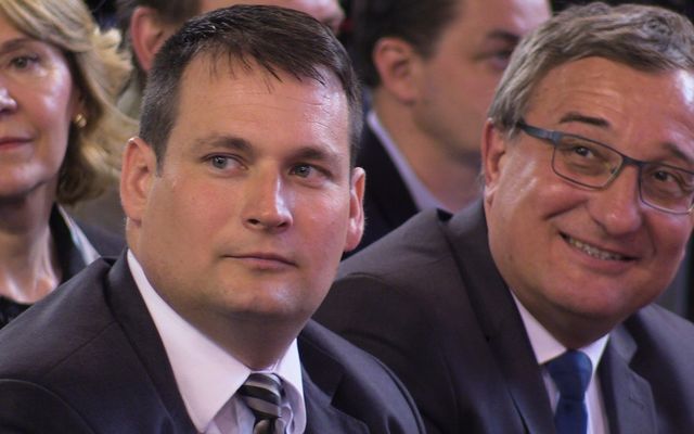 Szerződésaláírás a III. pályázati kör nyerteseivel (képek)