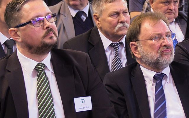 Szerződésaláírás a III. pályázati kör nyerteseivel (képek)