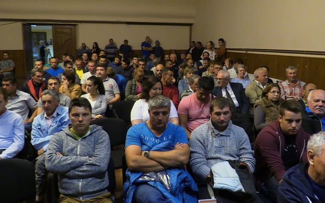 IV. pályázati körrel kapcsolatos tájékoztató lakossági fórum Óbecsén (képek)