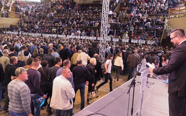 Szerződésaláírás a III. pályázati kör nyerteseivel (képek)