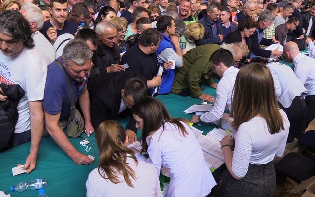 Szerződésaláírás a III. pályázati kör nyerteseivel (képek)