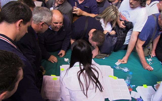 Szerződésaláírás a III. pályázati kör nyerteseivel (képek)