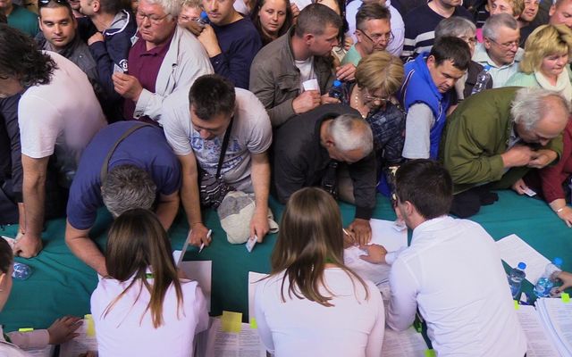 Szerződésaláírás a III. pályázati kör nyerteseivel (képek)