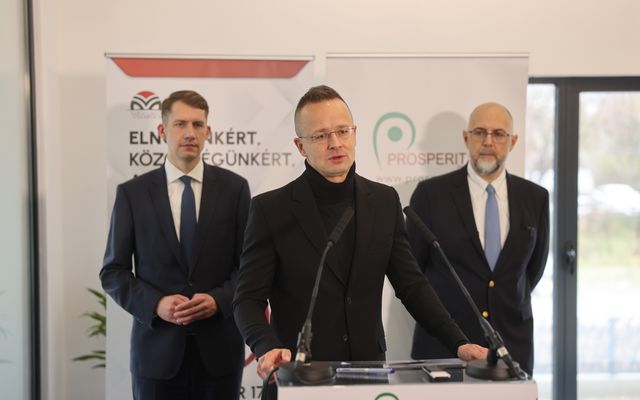 Tosmasine Kft. kiemelt jelentőségű közepes gazdasági fejlesztés ünnepélyes átadása 