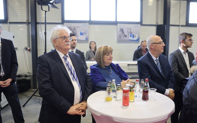 Tosmasine Kft. kiemelt jelentőségű közepes gazdasági fejlesztés ünnepélyes átadása 