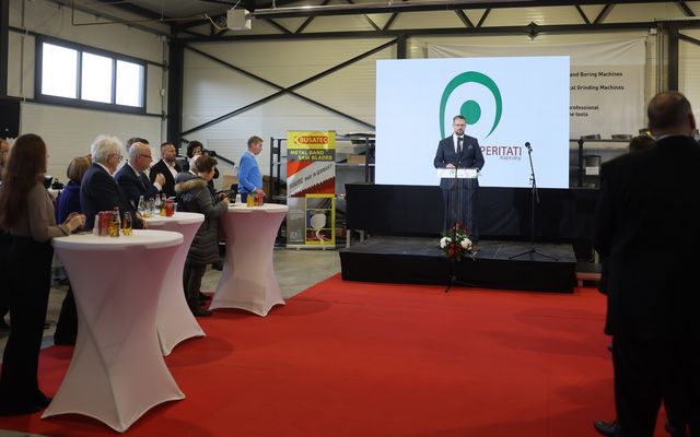 Tosmasine Kft. kiemelt jelentőségű közepes gazdasági fejlesztés ünnepélyes átadása 
