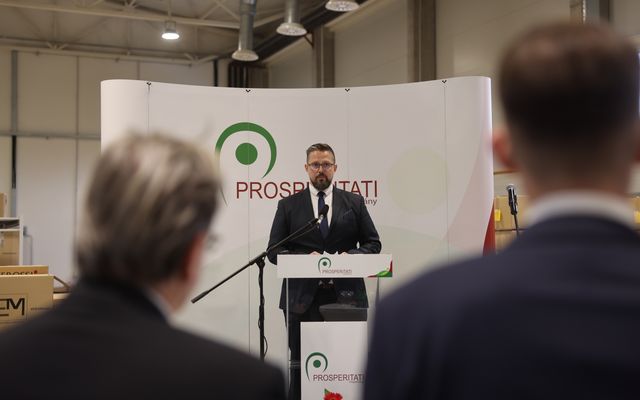Eurotextil közepes és nagyléptékű gazdasági fejlesztés ünnepélyes átadása 
