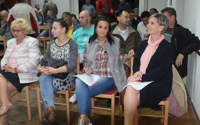 IV. pályázati körrel kapcsolatos tájékoztató lakossági fórum Csókán (képek)