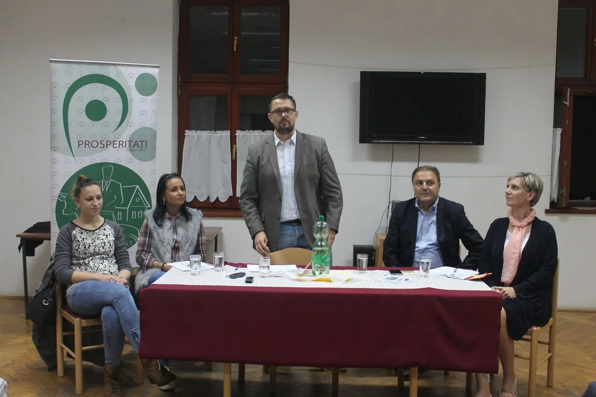 Sok fiatal volt kíváncsi a Prosperitati lakossági fórumára Csókán