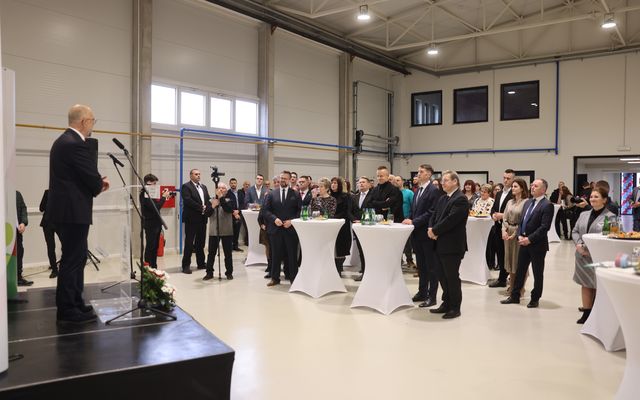 Eurotextil közepes és nagyléptékű gazdasági fejlesztés ünnepélyes átadása 